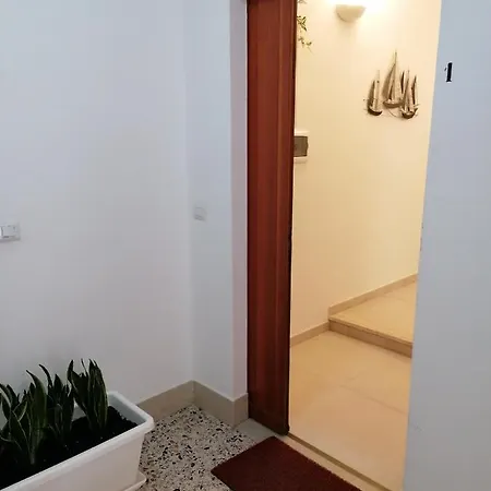 شقة فندقية Monolocale Cassiopea 3*